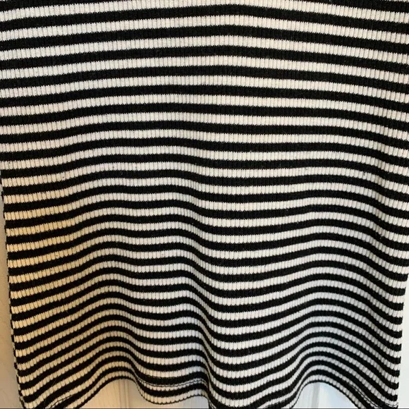 Vintage 90’s Le Chateau Long Sleeve Lace-up Top Black and White Stripe Size XS - Picture 6 of 8